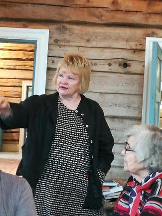 Syysretki 2018 Posiolle, tässä olemme Pentikillä, kuvassa Anu Pentik